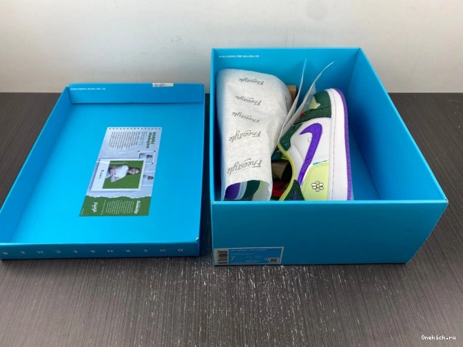 One Kick Retro Jordan OG Doernbecher FD9665-351 Low (2023) 1 0802
